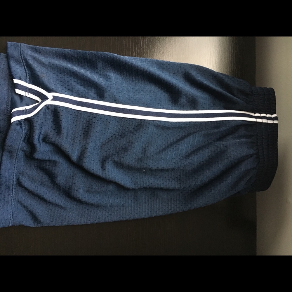 Champion women’s navy mesh lacrosse shorts